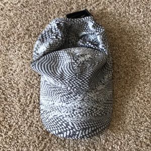 Lululemon running hat
